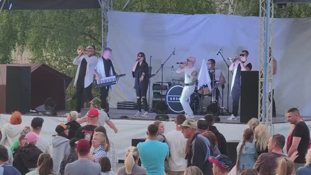 Кавер группа AVENUE BAND в Вольске. смотреть онлайн