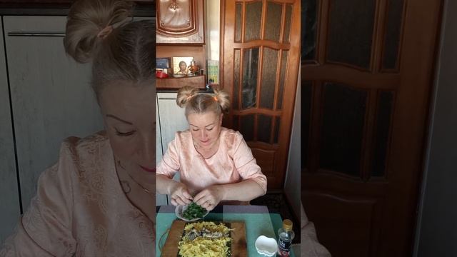 У мамочки на завтрак- русский мега- ролл👍