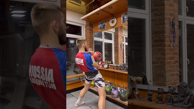 Интервалка на 32-ках. 15.01.2024. 12 подходов, темп-8 раз в минуту