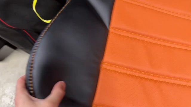 Чехлы на сиденья DINAS модель Drive, цвет ЧЕРНО-ОРАНЖЕВЫЙ, О смотреть онлайн