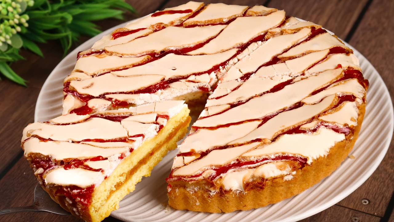 Яблочный пирог который тает во рту! Просто и очень вкусно! смотреть онлайн