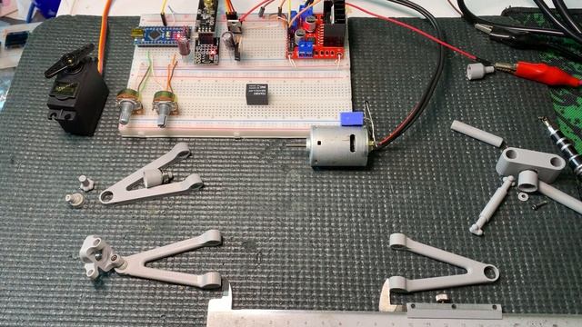 Игрушка мечты. Чать 1. Машинка на радиоуправлении Дака смотреть онлайн