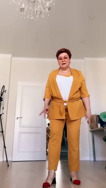 #мамаотличника #костюмыбрючные смотреть онлайн