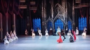 Петр Чайковский - Лебединое озеро - Испанский танец. 24 ?