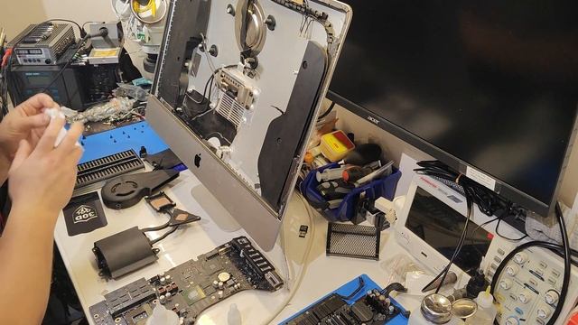 Часть 1. Вторая жизнь iMac 21,5 Late 2012 (13,1) - разборка, чистка, смотреть онлайн