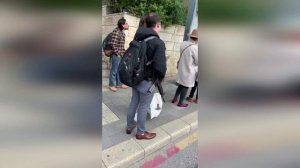Оружие нельзя направлять в человека