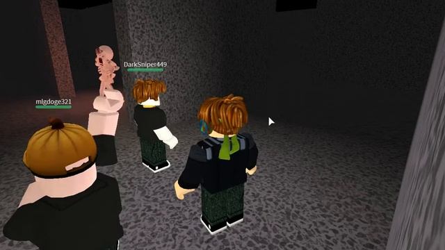 Играем в Roblox в страшную игру!!