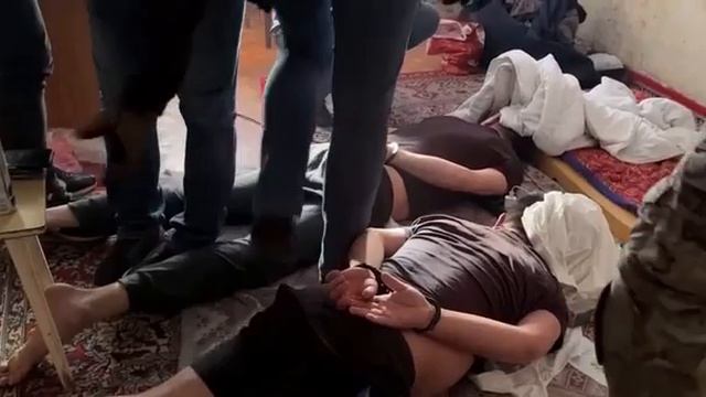 В НИЖЕГОРОДСКОЙ ОБЛАСТИ ФСБ ЗАДЕРЖАЛА КУРИРУЕМЫХ ИЗ ПОЛЬШИ ТЕРРОРИСТОВ. Видео ЦОС ФСБ России смотреть онлайн