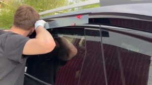 Видео установка 2Д дефлекторов / плоских ветровиков на Haval H7 / Хавал Н7