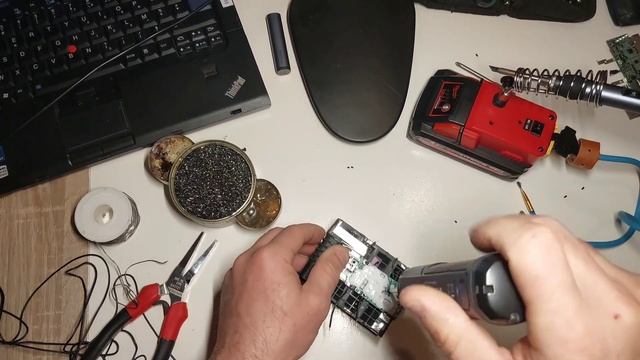 Полный ремонт аккумулятора Milwaukee m18 смотреть онлайн