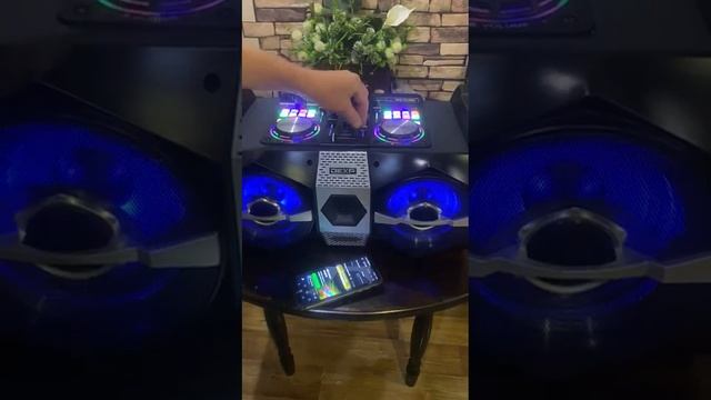 музыкальный центр DEXP v700 смотреть онлайн