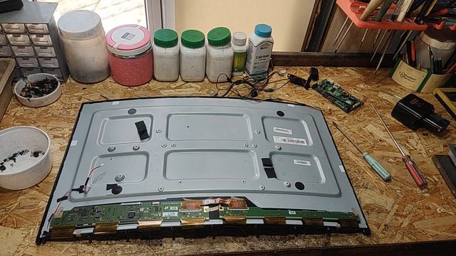 В РАЗБОР ИЗОГНУТЫЙ МОНИТОР ACER 27_XZ272U ! ДОБЫВАЕМ ПЛАТЫ И ? смотреть онлайн