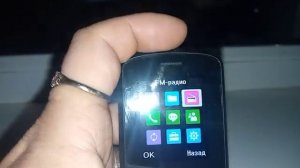 вкусный обзор на телефона Xenium x170 от Fillips