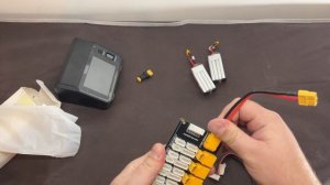 Плата для паралельної зарядки LiPo акумуляторів XT60/XT30: О