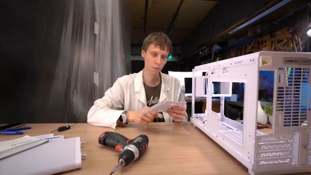 Длинный КОМПАКТНЫЙ корпус Lian Li A3