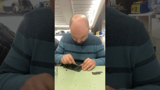 Xs Max не заряжается