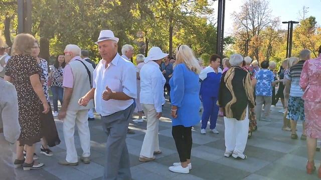 Я ПОЗВОНЮ ТЕБЕ АЛЛО! ТАНЦЫ ХАРЬКОВ СЕНТЯБРЬ 2024 #dance #хар смотреть онлайн