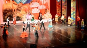 Танец дружбы народов