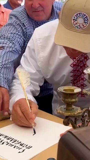 Минниханов поучаствовал в народных играх и попробовал традиционные блюда на Каравоне в Никольском смотреть онлайн