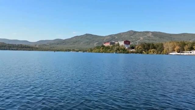 На катамаране по оз.Банное(Башкирия.Сентябрь 2024) смотреть онлайн