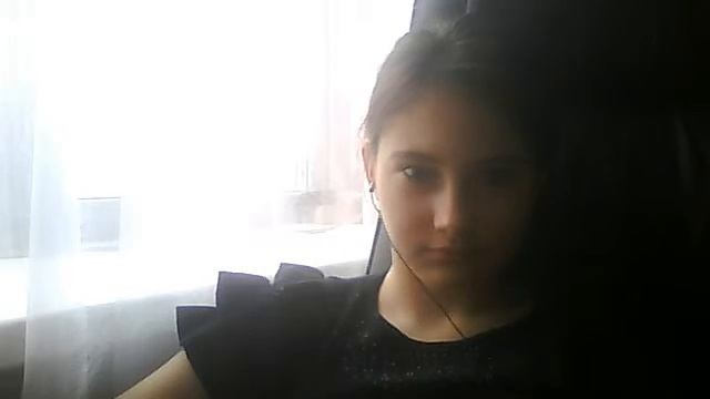 смотрю ужасы и не замечаю что веб камира снимает