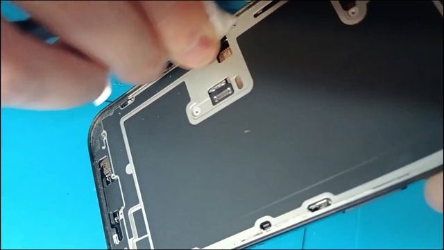 #iphone16pro потекла #матрица. #заменадисплея.