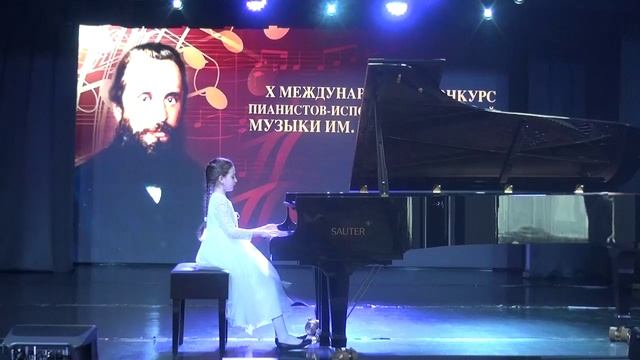 М. Балакирев "В саду" (исп. Шафеева Маргарита) смотреть онлайн
