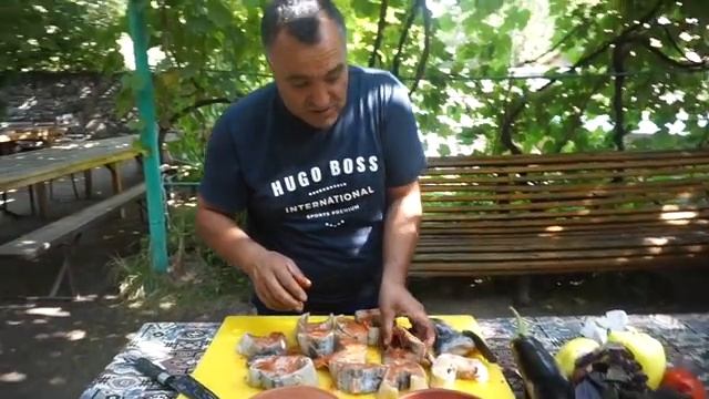 Сочный шашлык из стерляди в тонире. Рецепт от Жоржа смотреть онлайн