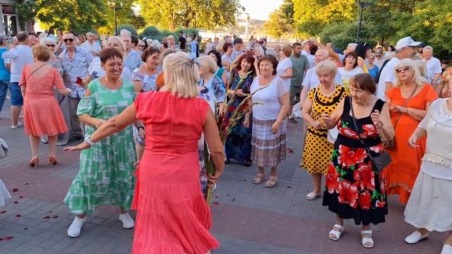 30.06.24 - Танцы на Приморском бульваре - Севастополь - ДР Л