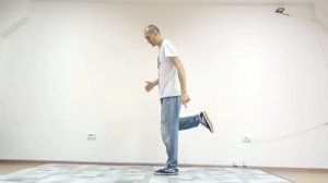 Уроки БРЕЙК-ДАНСА. Кик - движение топрока и его вариация | декабрьский марафон 2023 #6