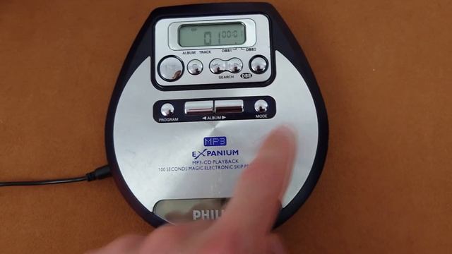 CD, MP3, плеер, Philips, eXpanium, EXP221 смотреть онлайн