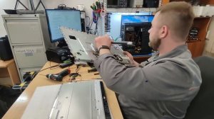 Замена матрицы в моноблоке Lenovo AIO 520-24IKL