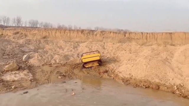 🚜 Гусеничное шасси с дистанционным управлением