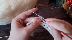 Удивительно воздушный узор с соломоновыми петлями крючком. Для палантина, шарфика, накидки.(N 131)