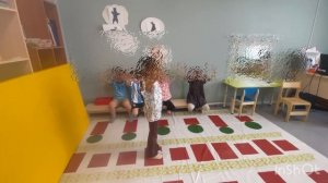 Хамсаныы тэтиминэн Ы-ЫЫ дорҕооннору бары бииргэ саҥарабыт, истэбит.
Подгрупповое занятие.