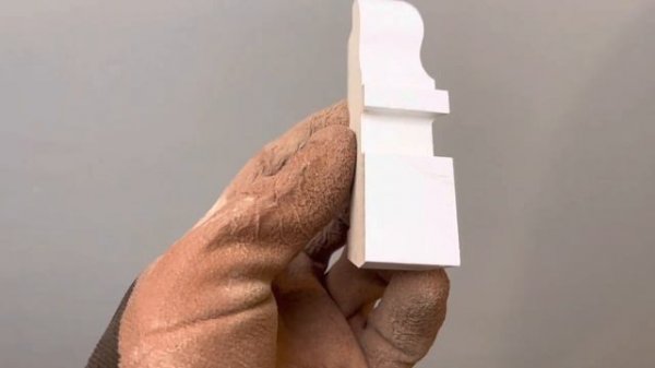 Когда можешь и делаешь идеальный рез МДФ плинтуса