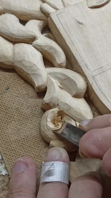 Wood carving / Резьба по дереву / обучение резьбе / мастер-кла смотреть онлайн