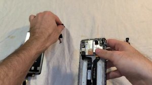 Из чего состоит мобильный телефон