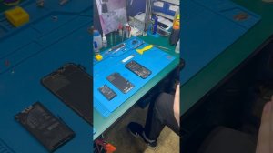 iPhone 13, чуть не взорвался у клиента, замена акб