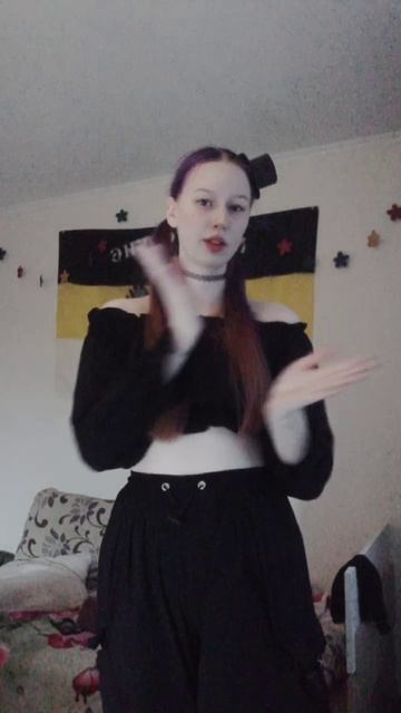 Ты нервно прячешь раны в рукавах смотреть онлайн