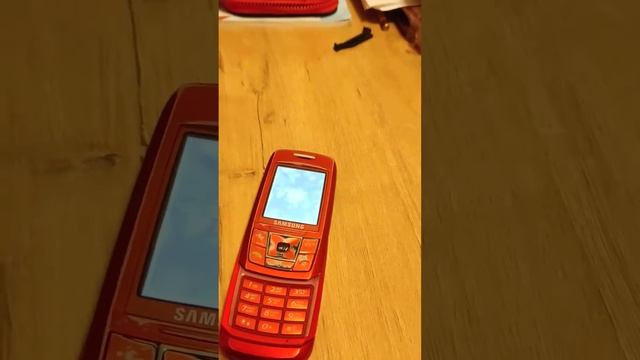 Samsung SGH-E250 Включение и Выключение 2 Варианта смотреть онлайн