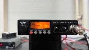 Антенна диполь на 27 МГц. Питание через ферритовую труб