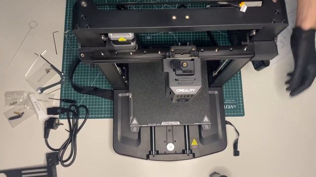 Creality Ender 3 V3 KE распаковка и сборка / unboxing and assembling смотреть онлайн