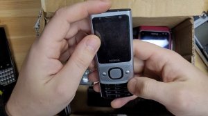Посылка кнопочных телефонов.nokia n8