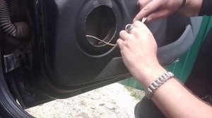 Lada Granta. Как быстро врезать динамики в дверные карты??? Л