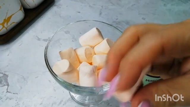 Асмр итинг😋Маршмеллоу и кофе со сливками👌📌ВНИМАНИ