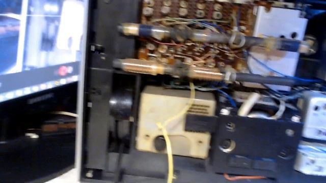 Начинаю сборку радиоприемника Салют 001 смотреть онлайн