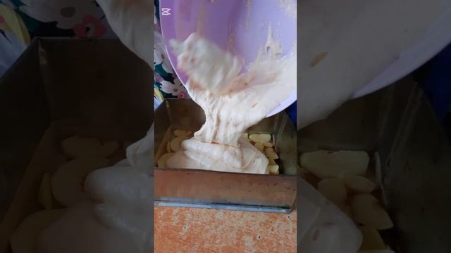 Пышный пирог с яблоками🍏Olmali pirog #домашняя_выпечка #ре? смотреть онлайн