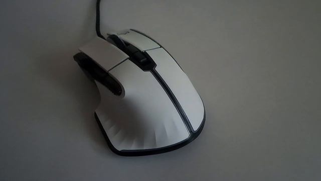 Подсветка у игровой мыши SVEN RX-G990