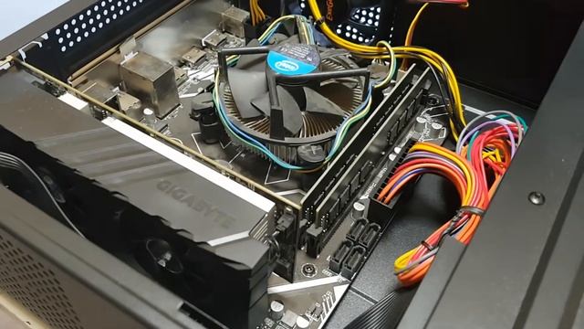 Мой новый компьютер для странных экспериментов смотреть онлайн